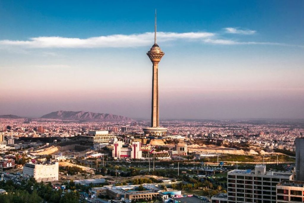وزیر میراث فرهنگی: برج میلاد قطب‌ گردشگری پایتخت است