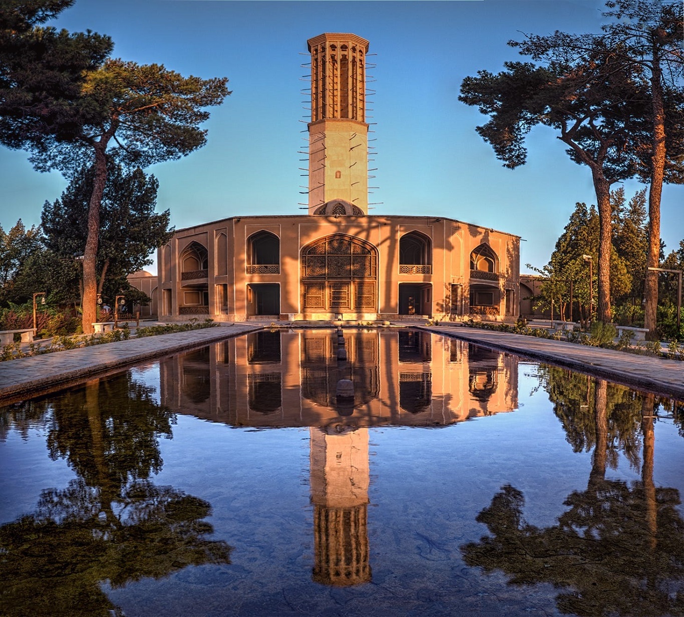 Dolat Abad Garden - Irantripedia