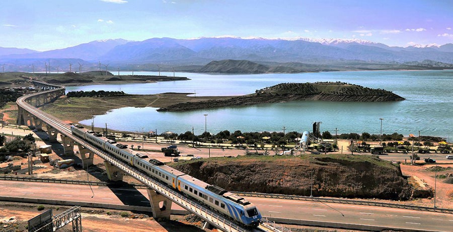 Увлекательное приключение на поезде в Иране