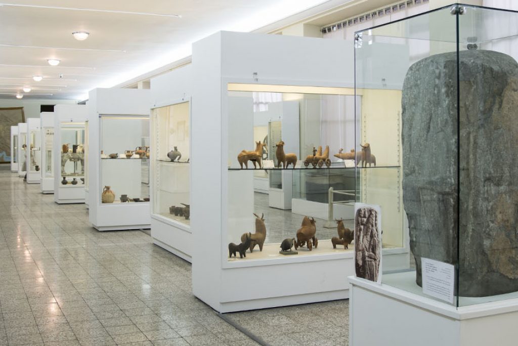 آثار تاریخی استردادی از کشور فرانسه در موزه ملی ایران به نمایش در می آیند