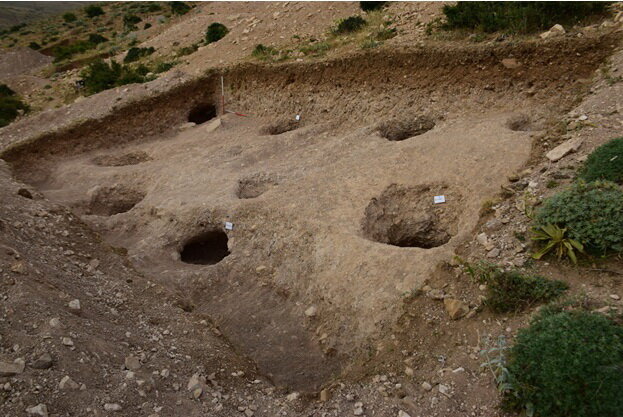 گورستان باستانی لیارسنگ‌بُن