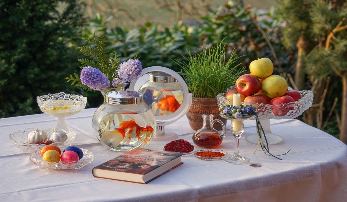 La Table de Haft Sin | La Culture et les Éléments Essentiels